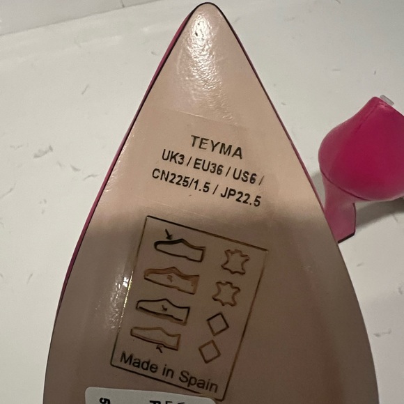 Pink Ted Baker heels - Picture 7 of 7